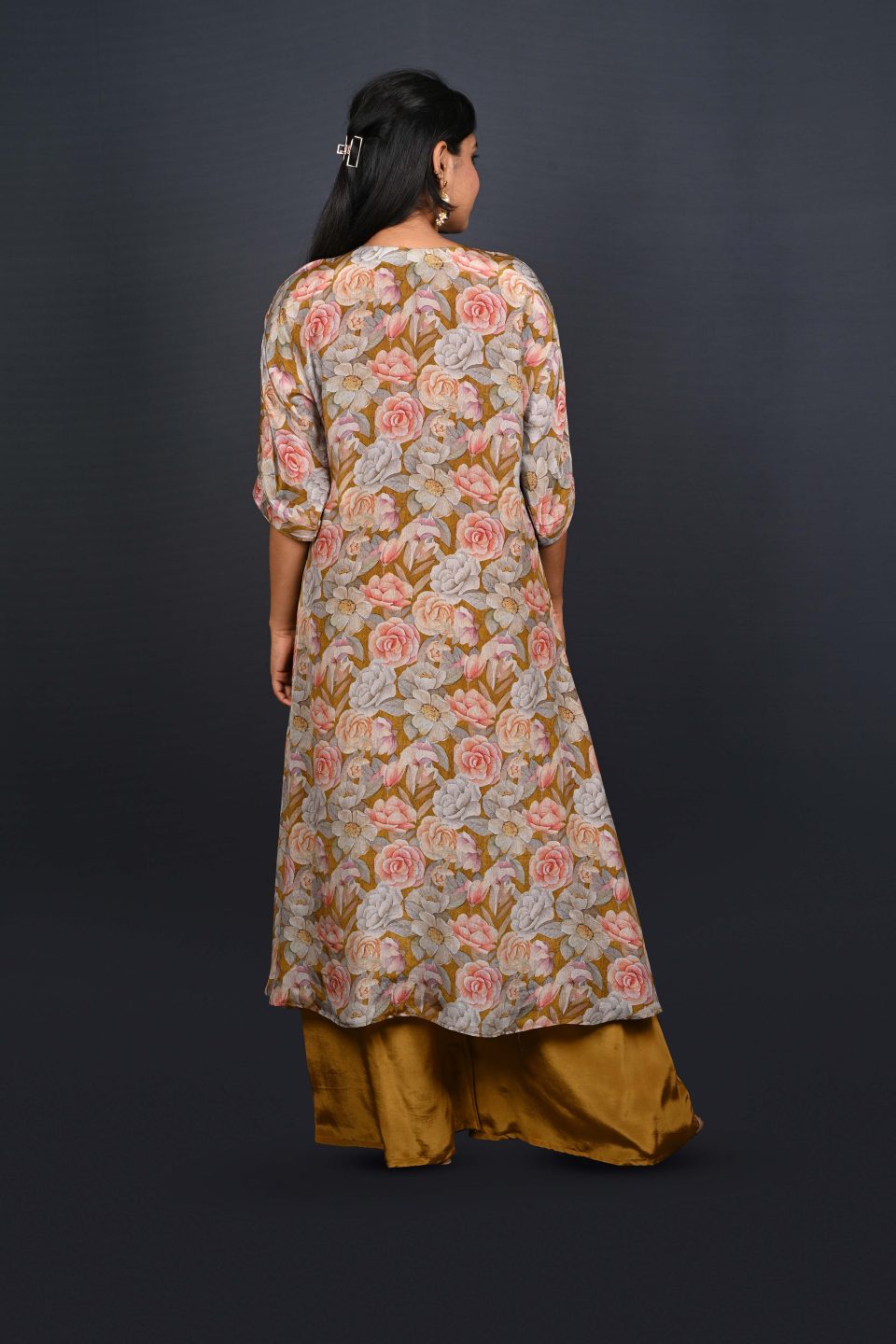 Indo-Fusion Ethnic Look