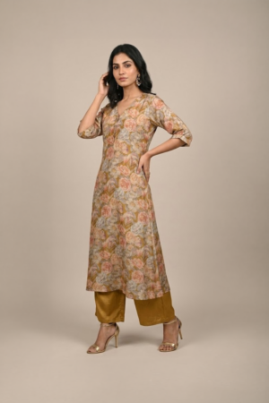 Indo-Fusion Ethnic Look