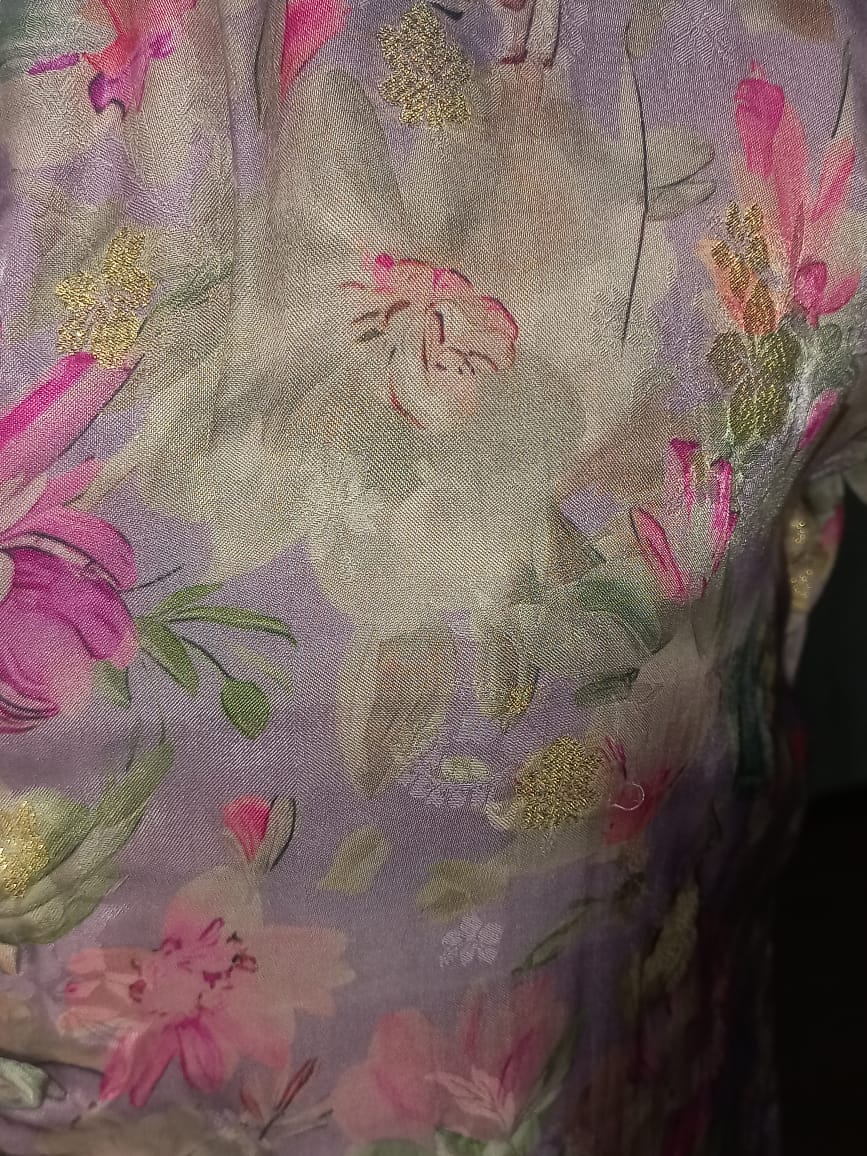 Grey pink kurta set for women – cotton floral printed co-ord with V-neck kurta and pink pants by Ivory by Radhika.