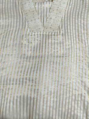 white textured cotton kurta set front view on model – Ivory by Radhika