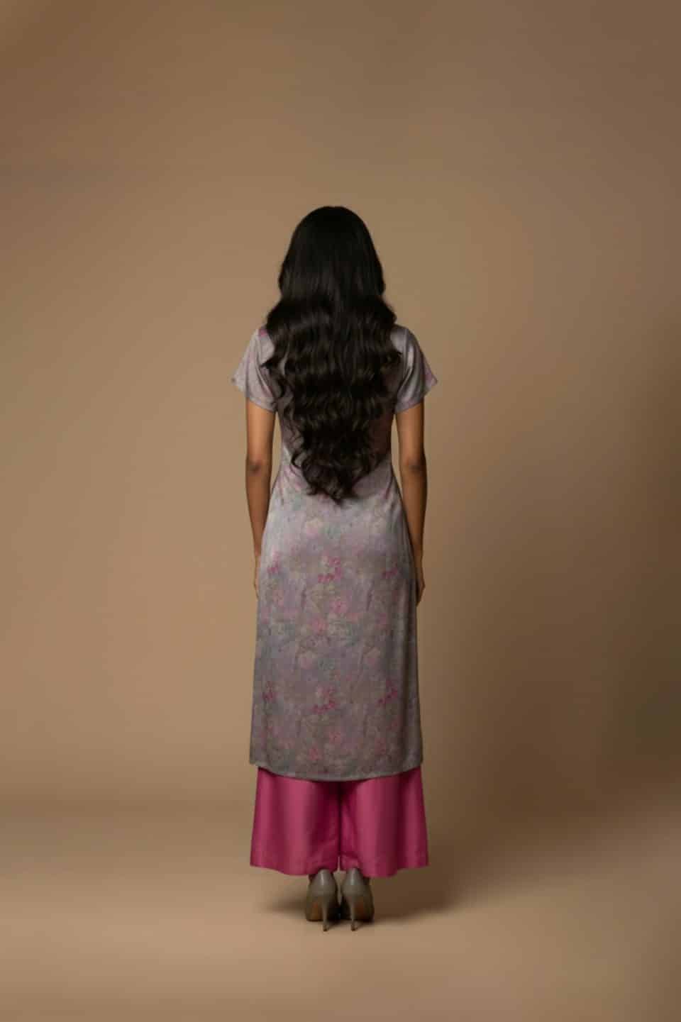 Grey pink kurta set for women – cotton floral printed co-ord with V-neck kurta and pink pants by Ivory by Radhika.