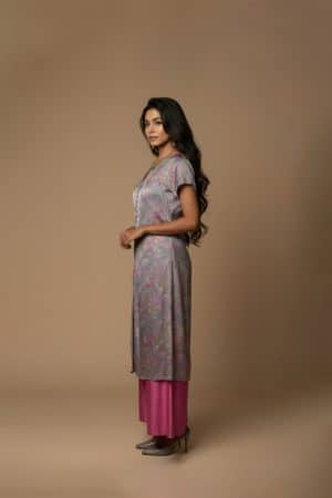 Grey pink kurta set for women – cotton floral printed co-ord with V-neck kurta and pink pants by Ivory by Radhika.