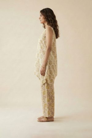 "Handblock cotton tunic set in yellow floral print"