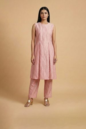 Soft pink kurta pant set with matching dupatta for women