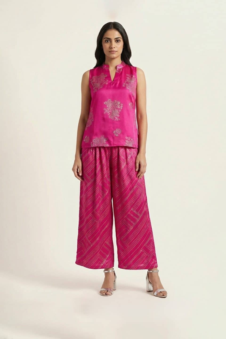 Pink sleeveless kurta set with printed palazzo pants