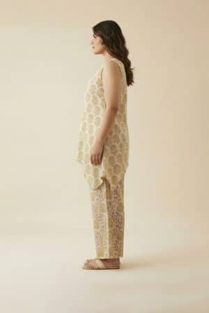 "Handblock cotton tunic set in yellow floral print"