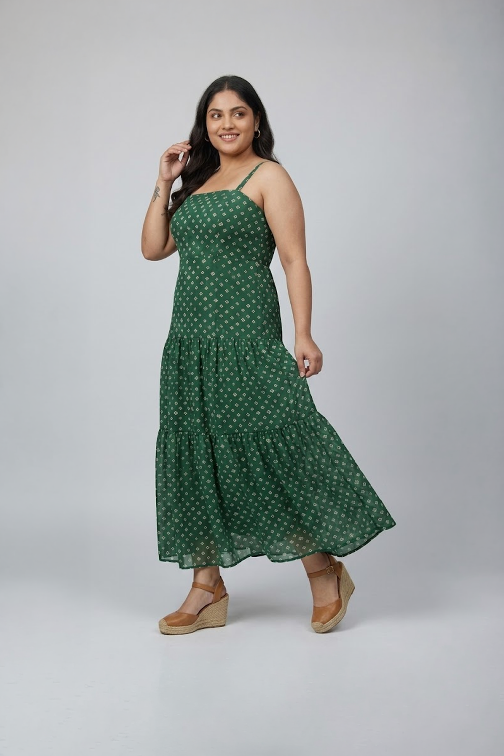 Green bandhani printed sleeveless tiered dress