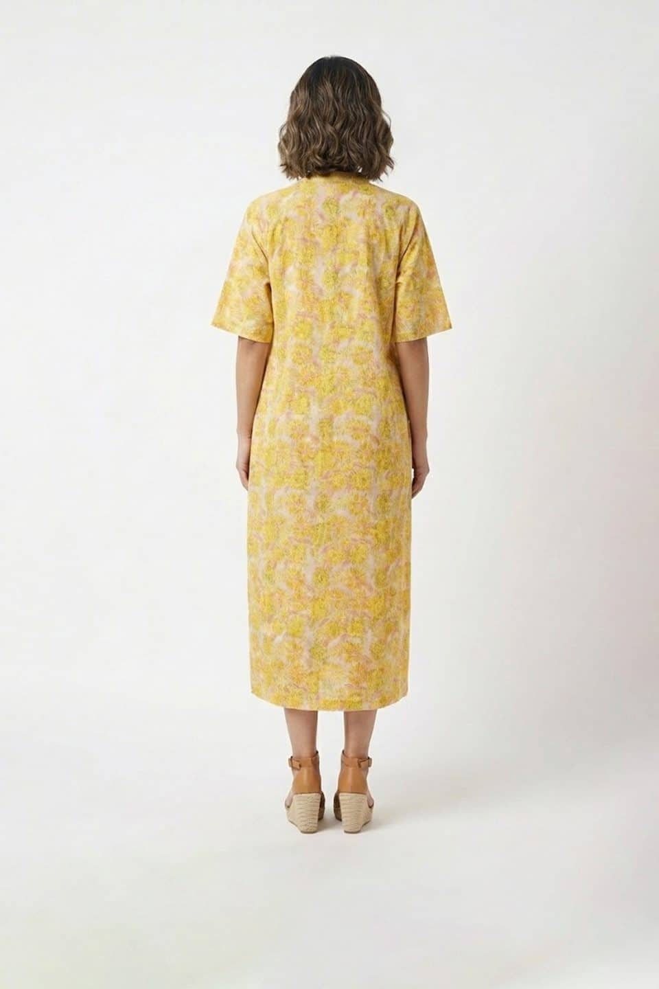 Yellow cotton midi dress with floral print and relaxed fit
