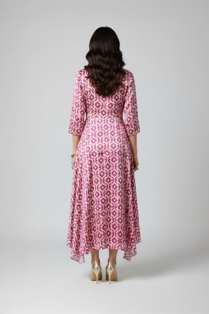 Plus size pink ikat printed high-low dress with three-quarter sleeves and front zip detail