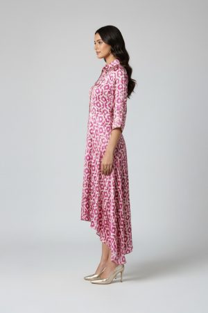 Plus size pink ikat printed high-low dress with three-quarter sleeves and front zip detail