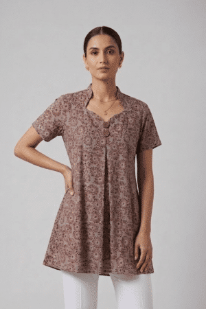 Mauve Floral Cotton Tunic with short sleeves and V-neckline